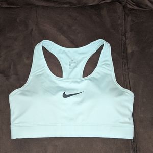 nike medium sports bra